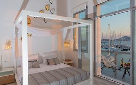 Naxos Riviera Suites